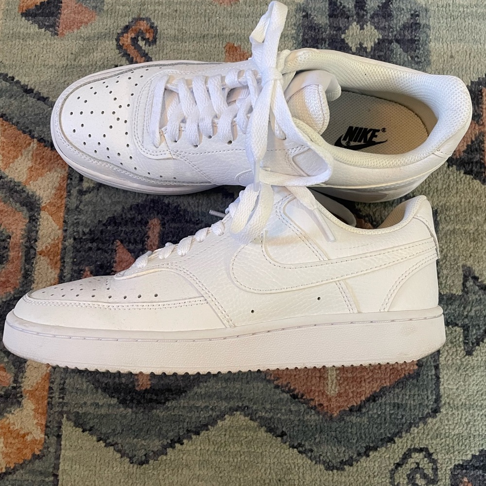 Nike Court Vision Low